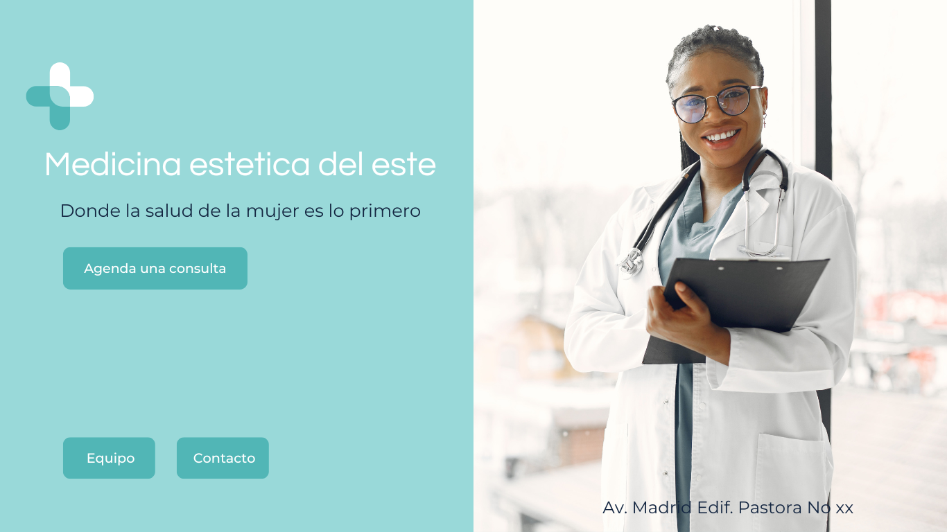 Una doctora uniformada, esperando un paciente